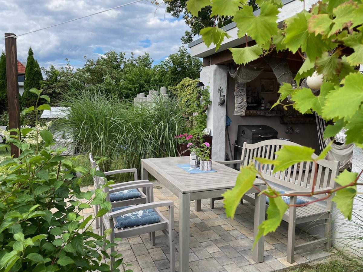 Haus Vicus Lägenhet Greifswald Exteriör bild